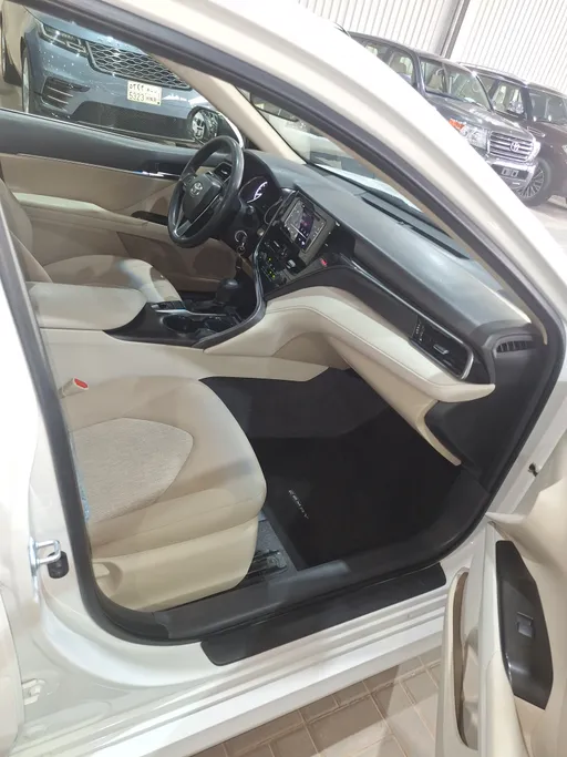 2022 Toyota Camry  LE 