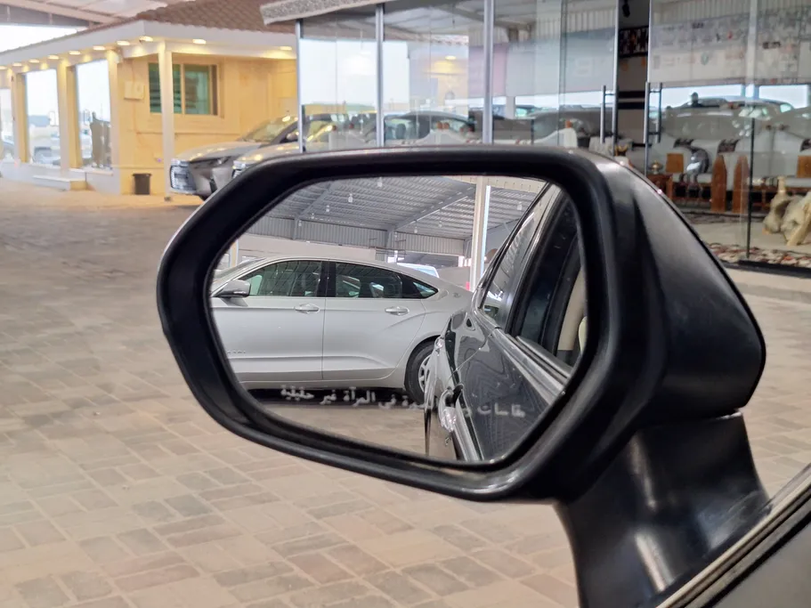 2019 Toyota Camry  GLE 