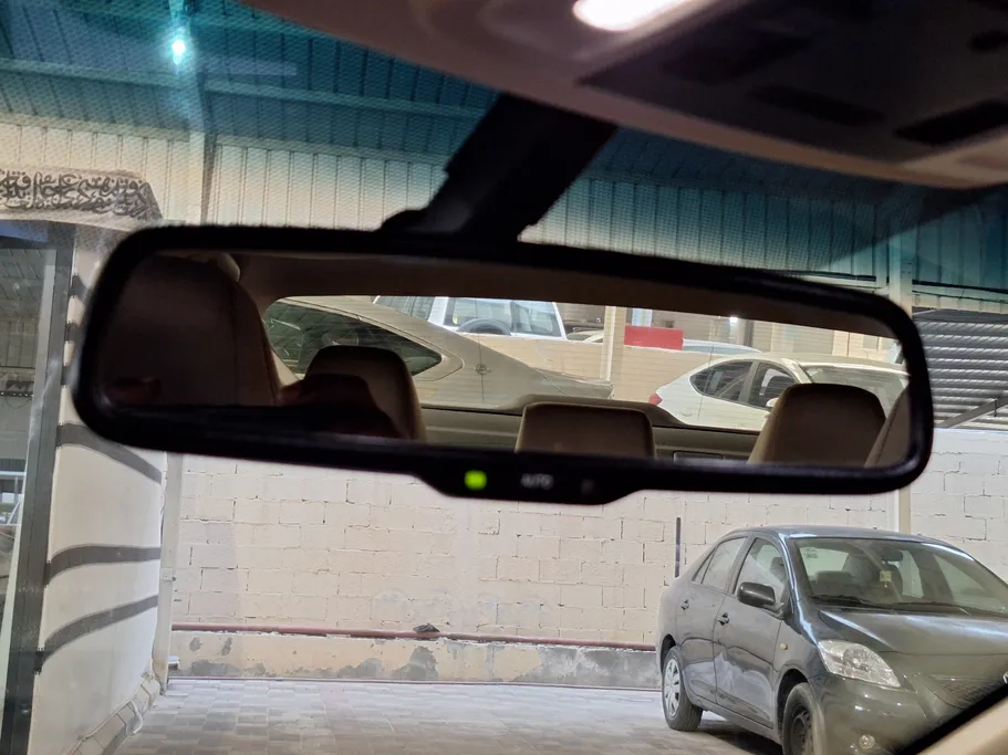 2019 Toyota Camry  GLE 