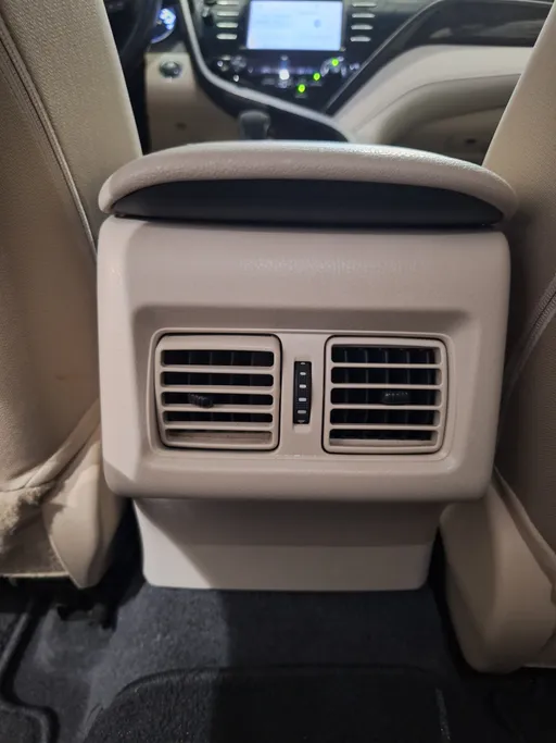 2019 Toyota Camry  GLE 