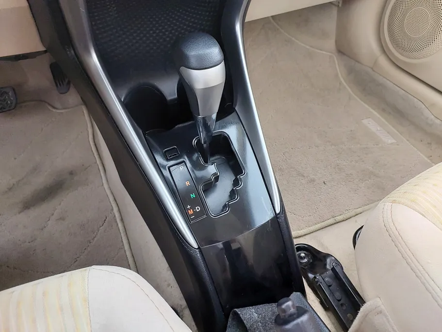 2020 Toyota Yaris  Y 