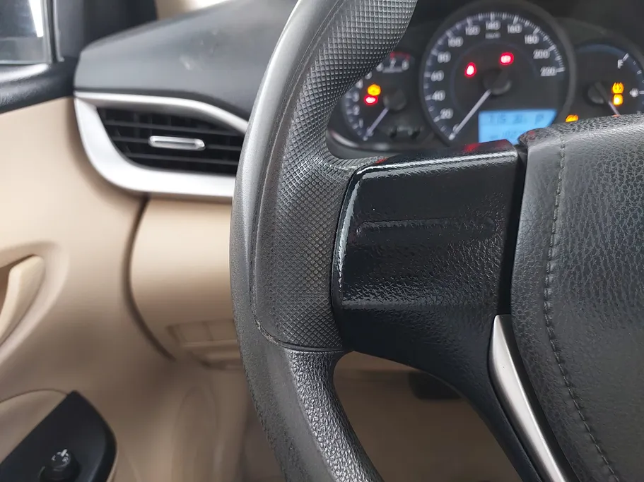 2020 Toyota Yaris  Y 