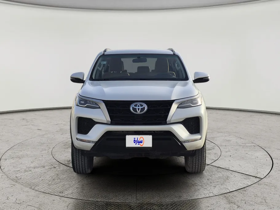 2022 تويوتا Fortuner GX 