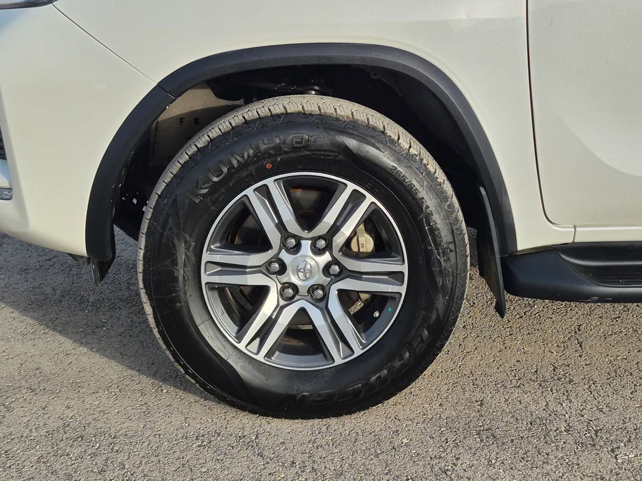 2022 تويوتا Fortuner GX 