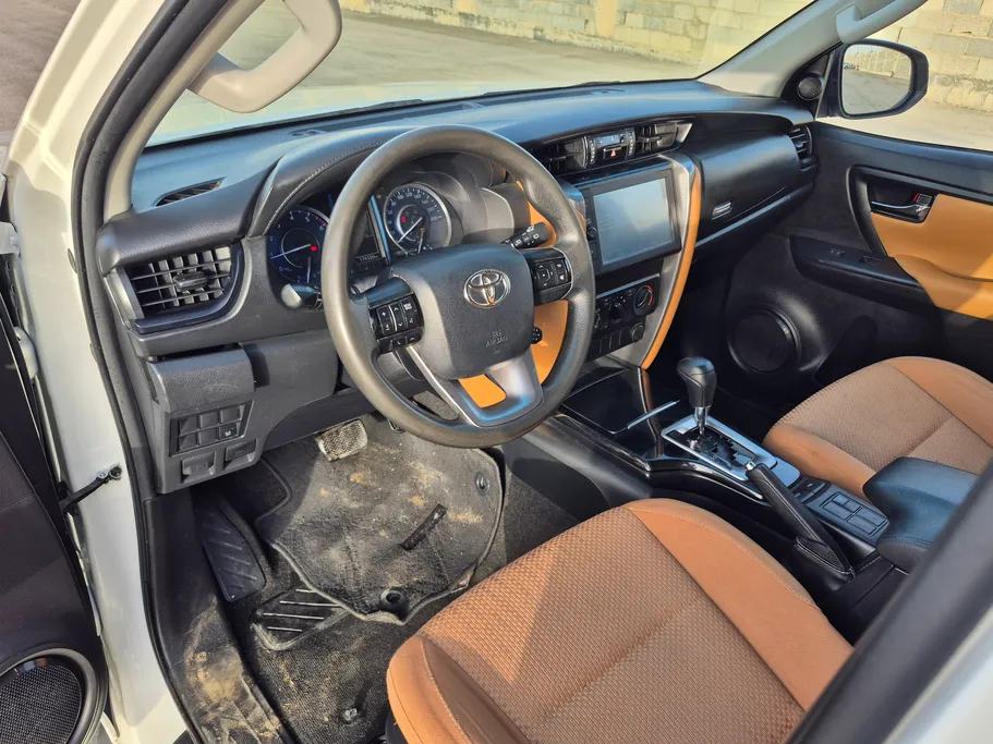 2022 تويوتا Fortuner GX 