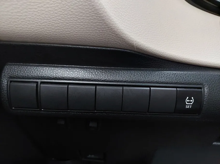 2024 Toyota Corolla XLI 