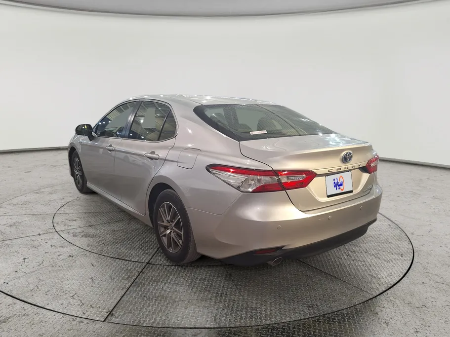 2020 Toyota Camry  LE HEV 