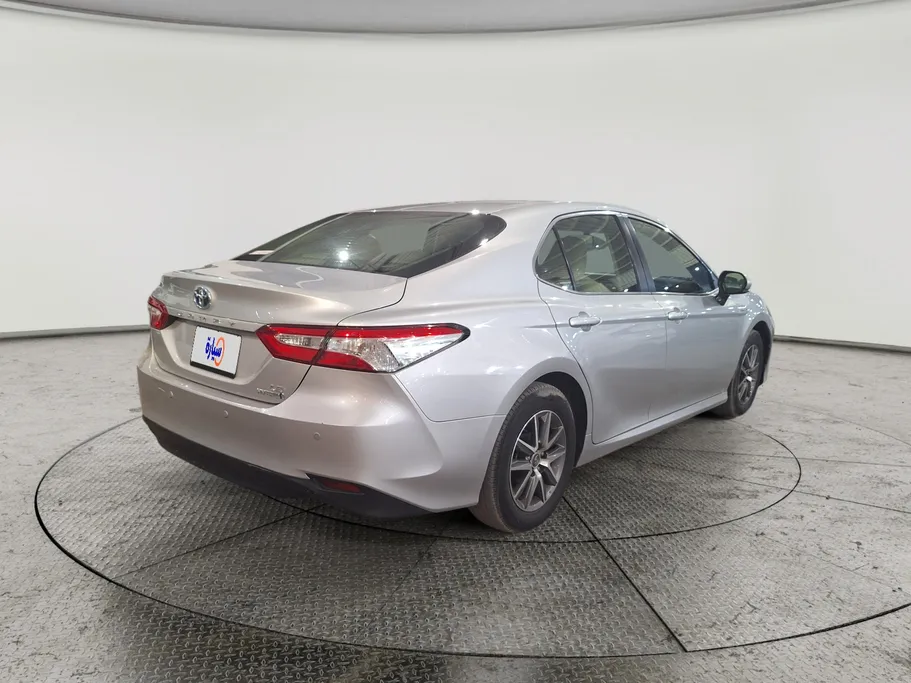 2020 Toyota Camry  LE HEV 