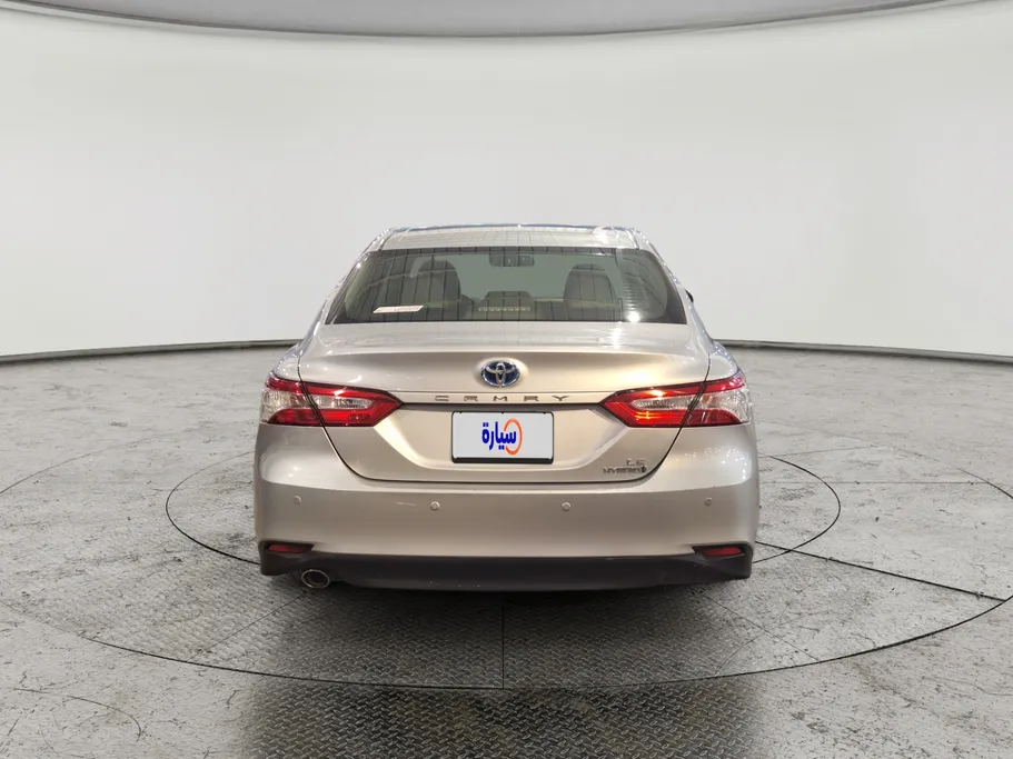 2020 Toyota Camry  LE HEV 
