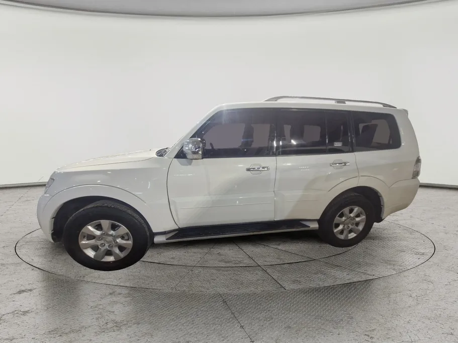 2022 Mitsubishi Pajero GLS 5Doors 