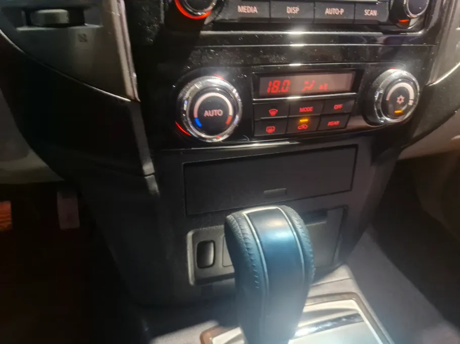 2022 Mitsubishi Pajero GLS 5Doors 