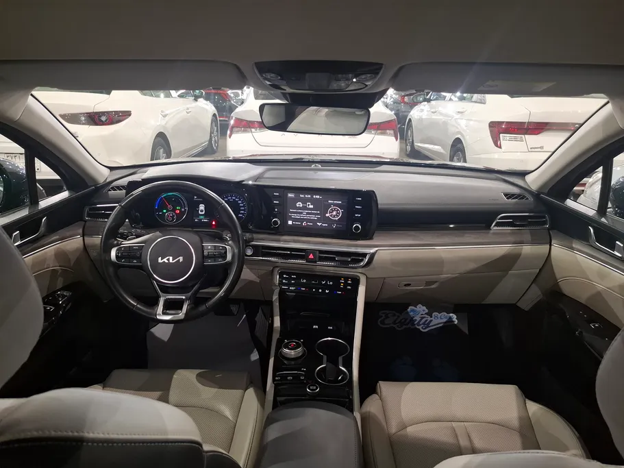 2023 Kia K5 GL 
