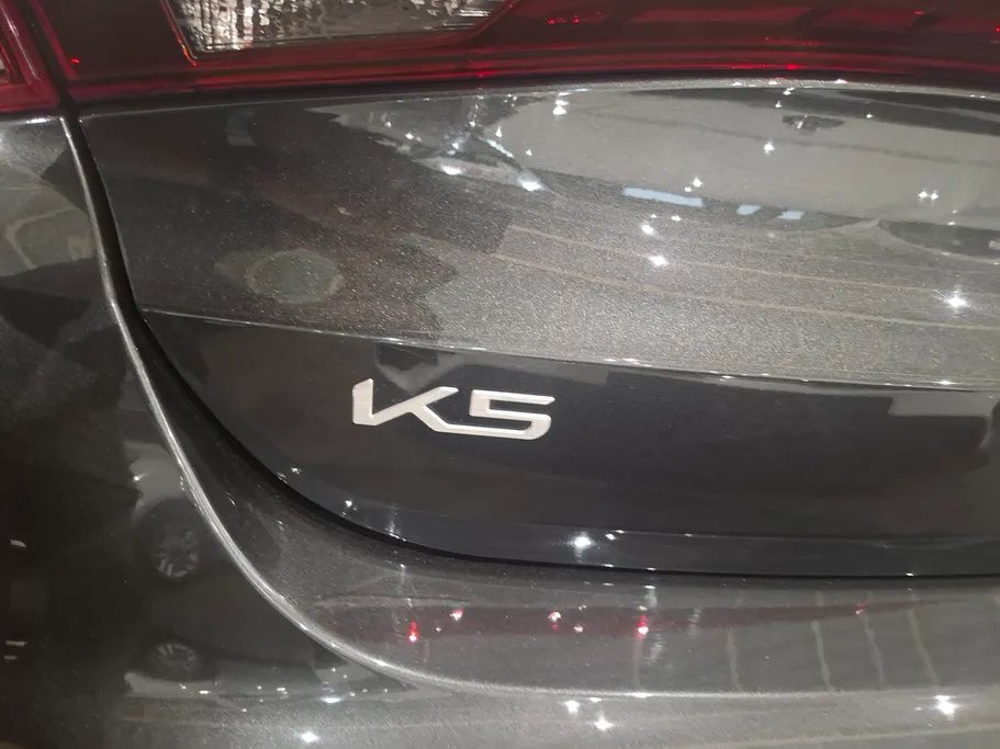 2023 Kia K5 GL 