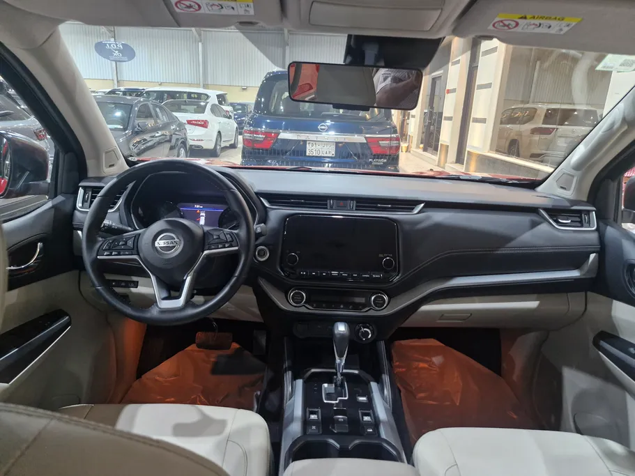 2023 Nissan Xterra Platinum 
