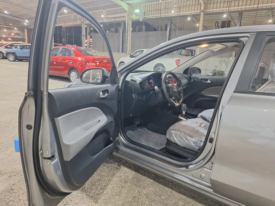 2024 Kia Pegas LX2 
