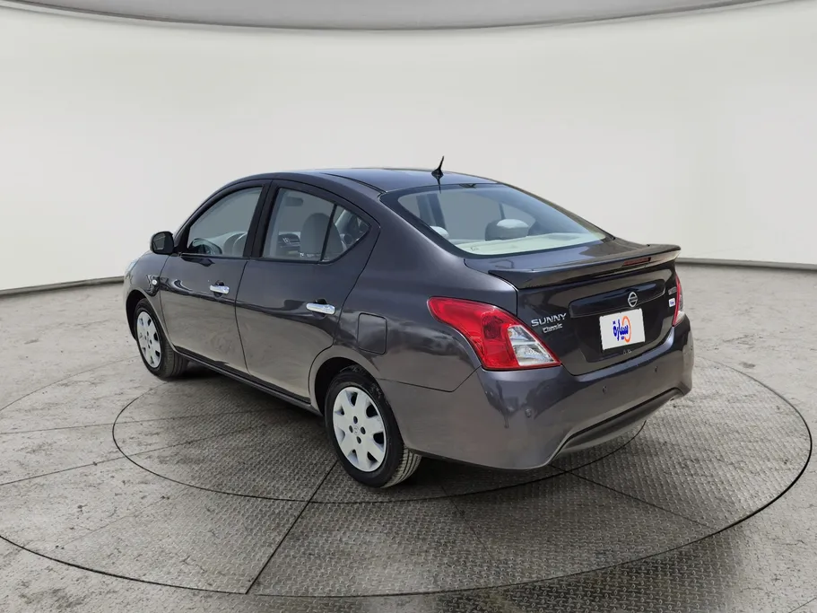 2022 Nissan Sunny Classic 
