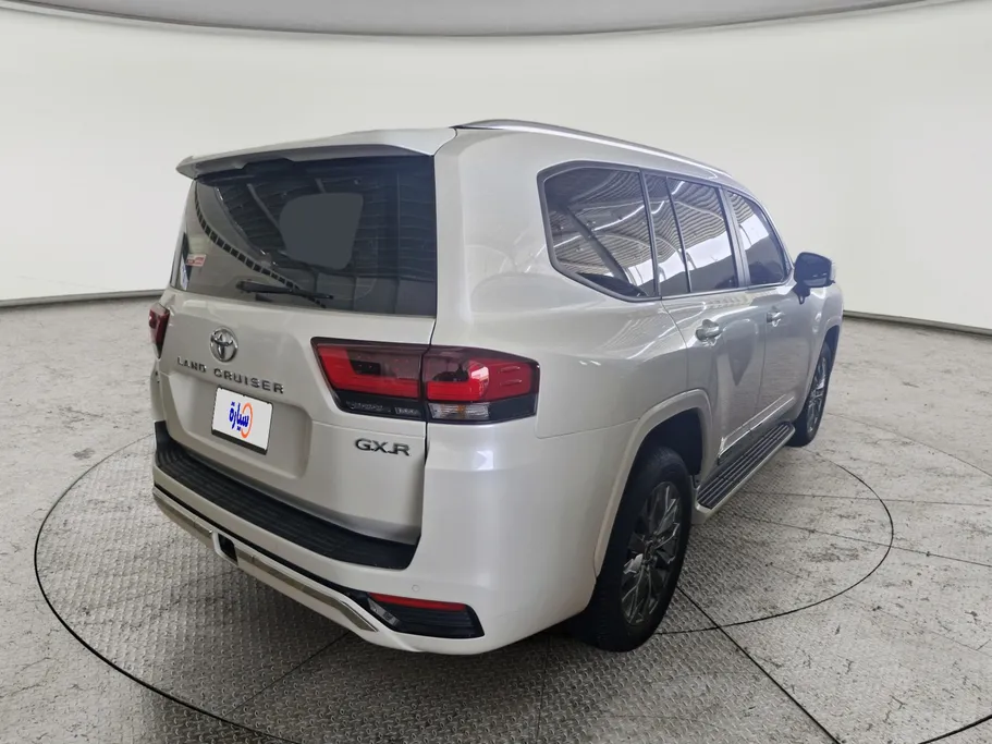 تويوتا لاندكروزر GXR2 2025 