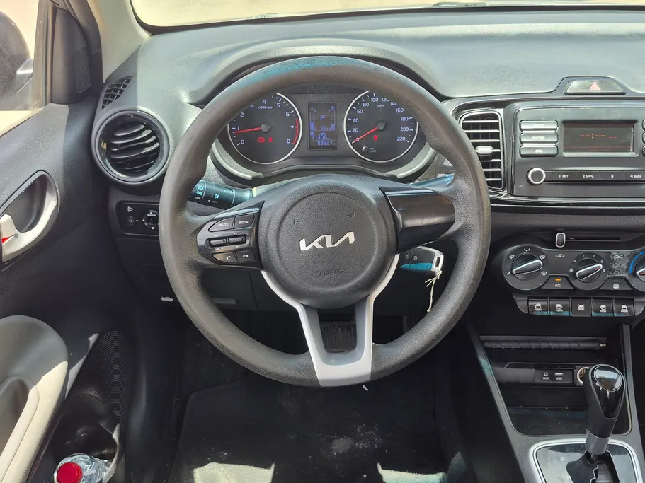2023 Kia Pegas LX 