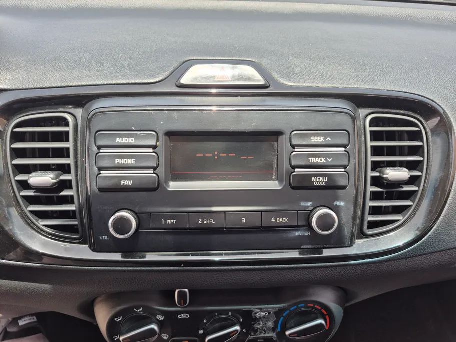 2023 Kia Pegas LX 