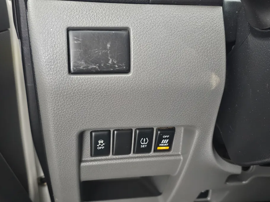 نيسان باص اورفان NV350 2021 
