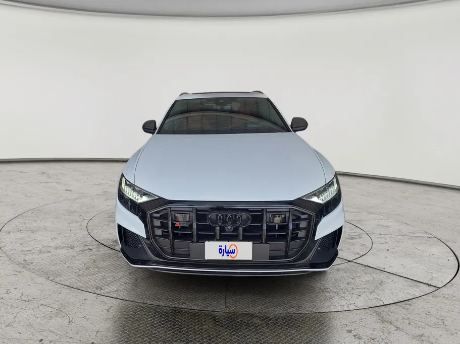 2023 Audi Q8 S Line 