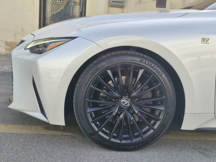 2021 Lexus IS 300 