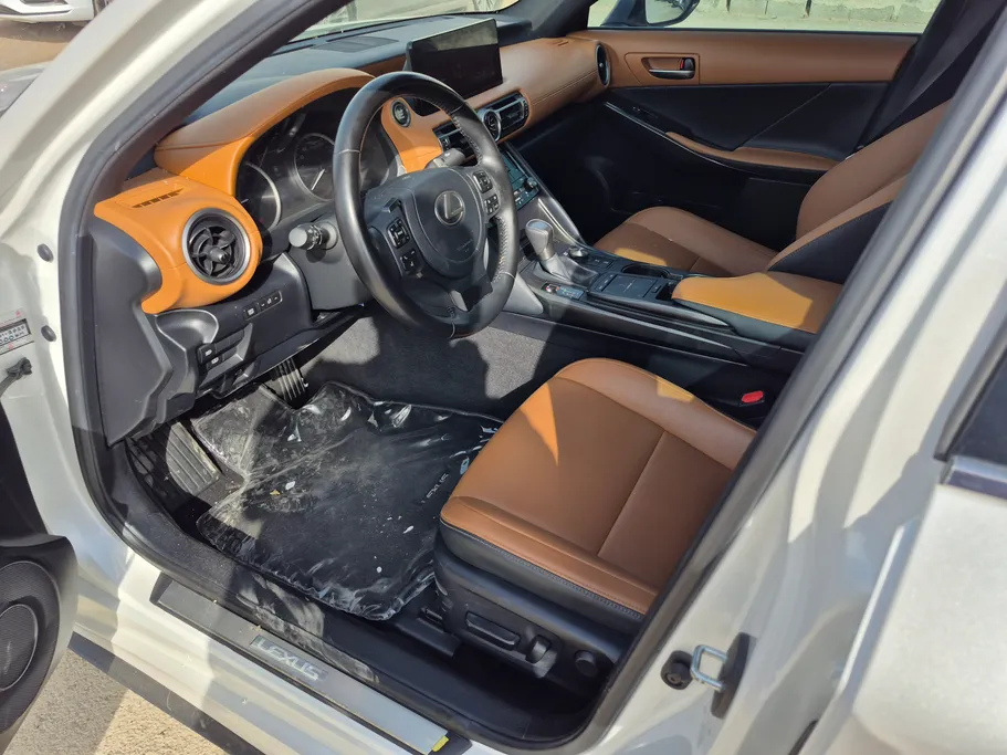2021 Lexus IS 300 