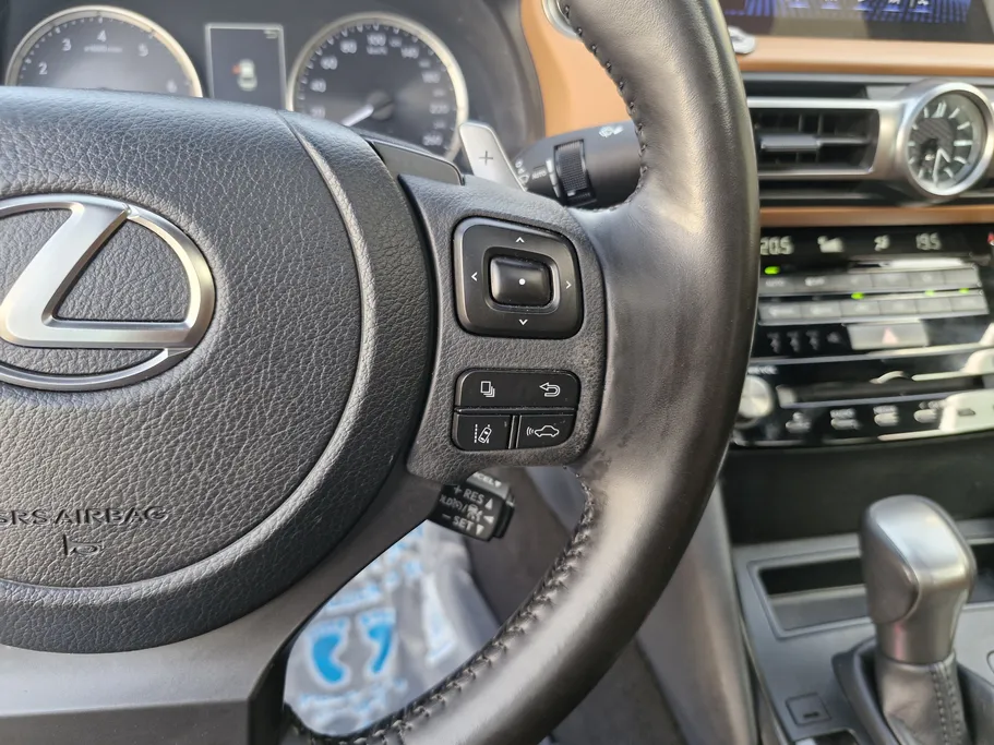 2021 Lexus IS 300 