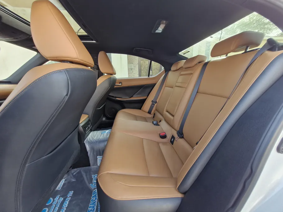 2021 Lexus IS 300 