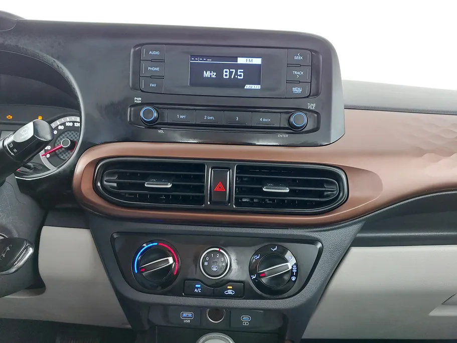 2024 هيونداي Grand i10 فلييت 