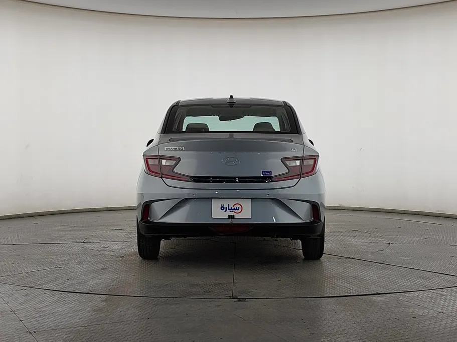 2024 هيونداي Grand i10 فلييت 