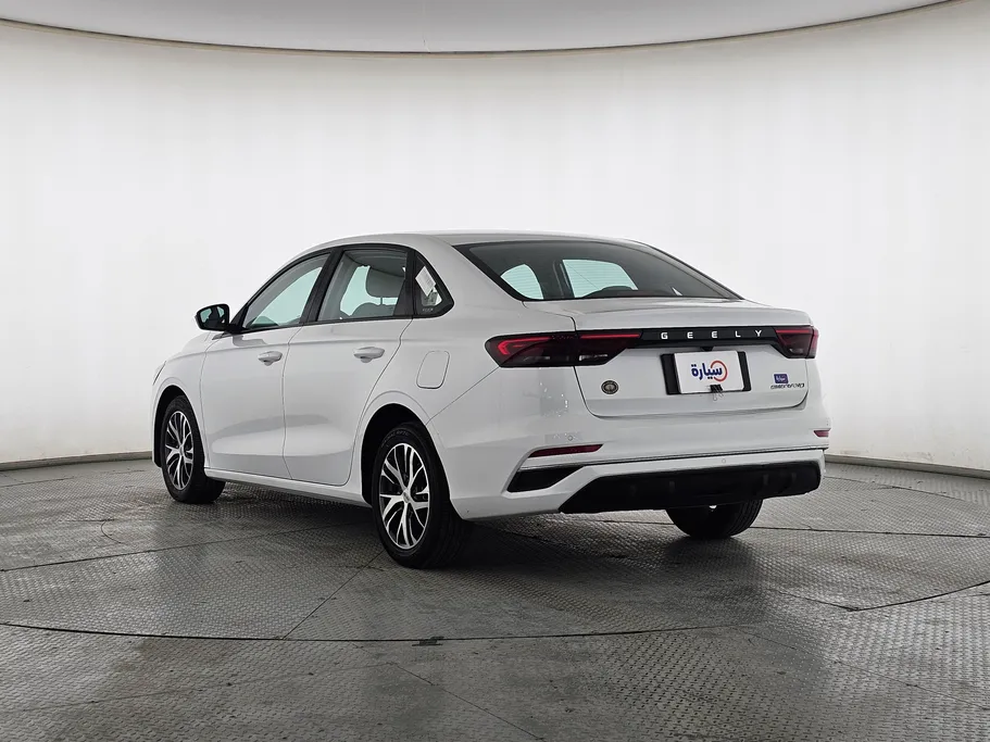 جيلي امجراند GS 2024 