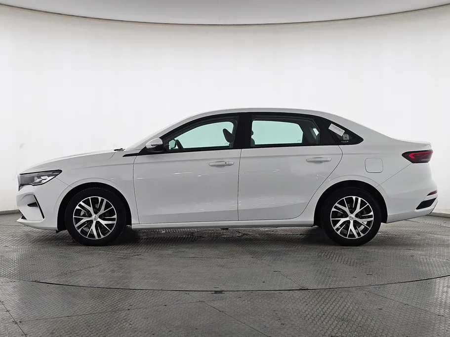 جيلي امجراند GS 2024 