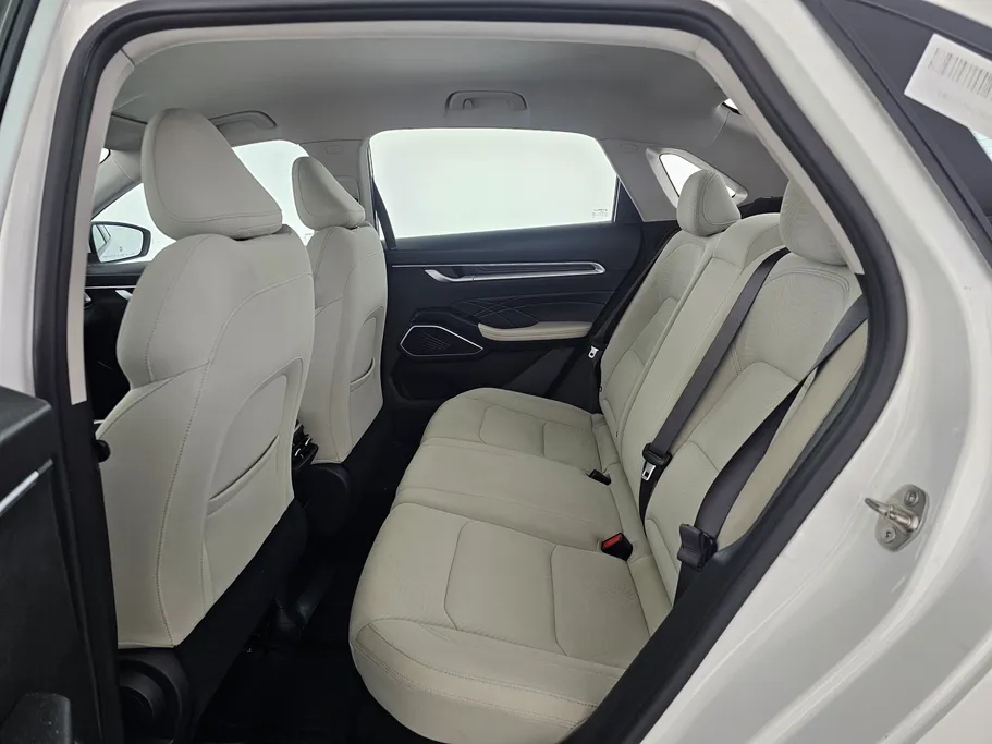 جيلي امجراند GS 2024 