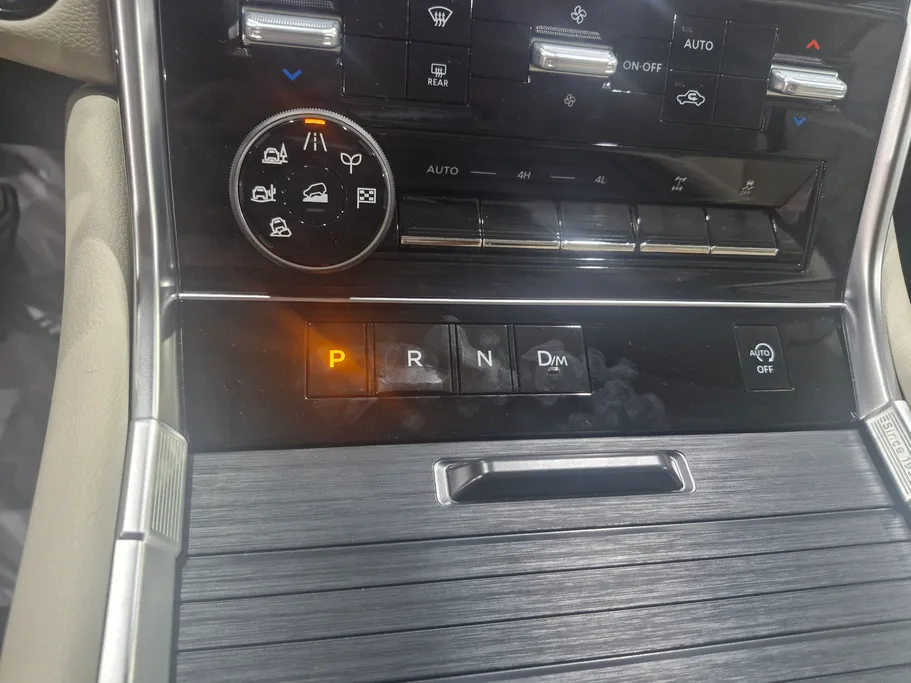 2026 Nissan Patrol LE 