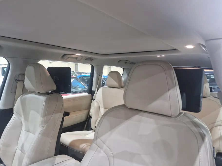 2026 Nissan Patrol LE 