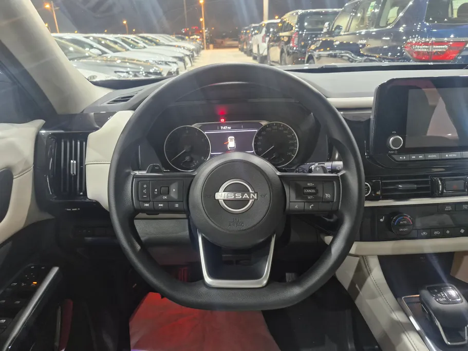 2023 Nissan Pathfinder S 