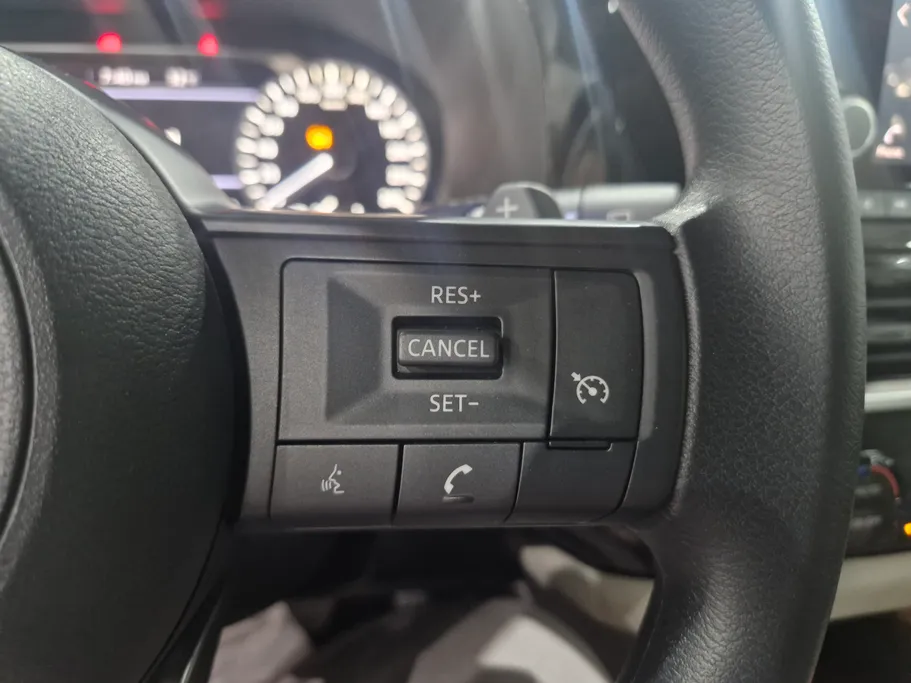 2023 Nissan Pathfinder S 
