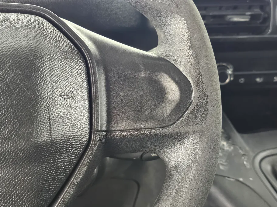 2023 Peugeot Partner Short van 