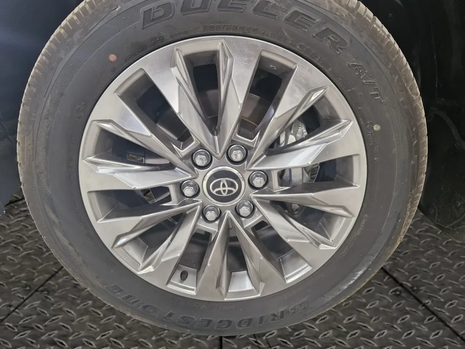 تويوتا لاندكروزر GXR4 2024 