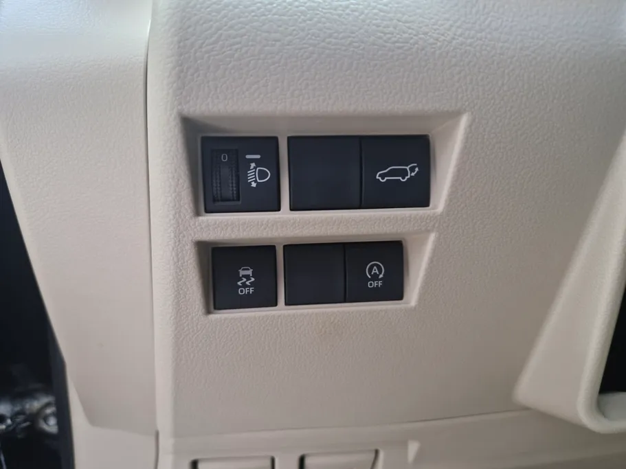 تويوتا لاندكروزر GXR4 2024 