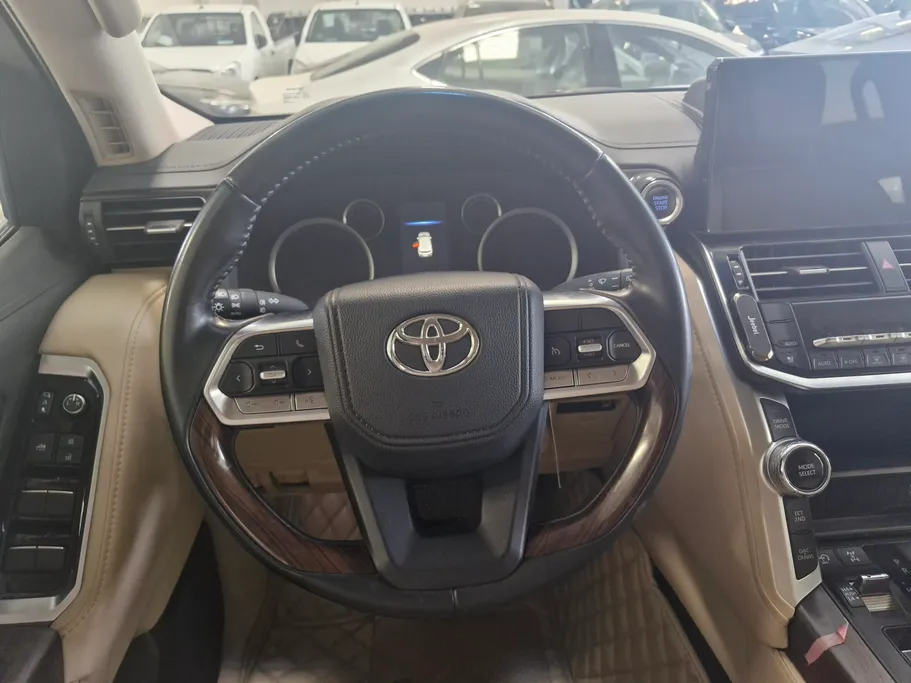تويوتا لاندكروزر GXR4 2024 