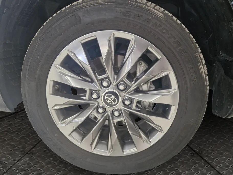 تويوتا لاندكروزر GXR4 2024 