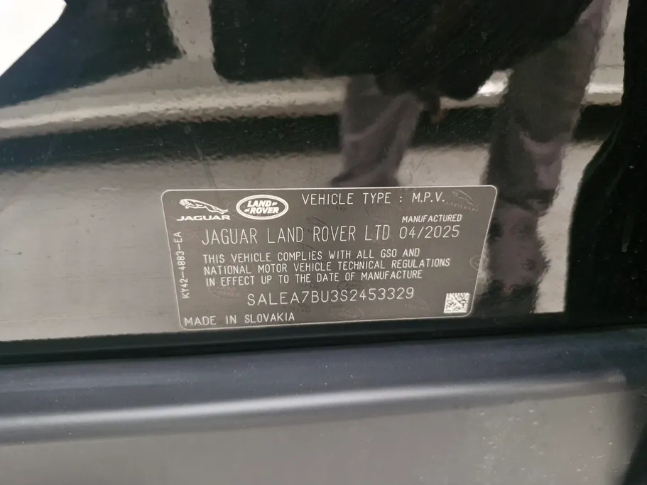 2025 Land Rover Defender X DYNAMIC 