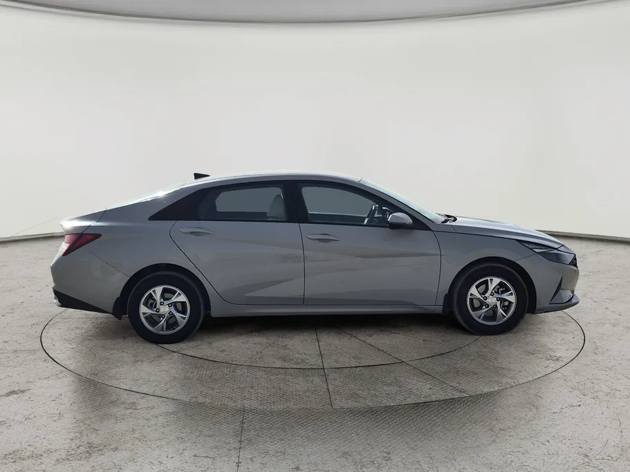 2023 هيونداي Elantra سمارت 