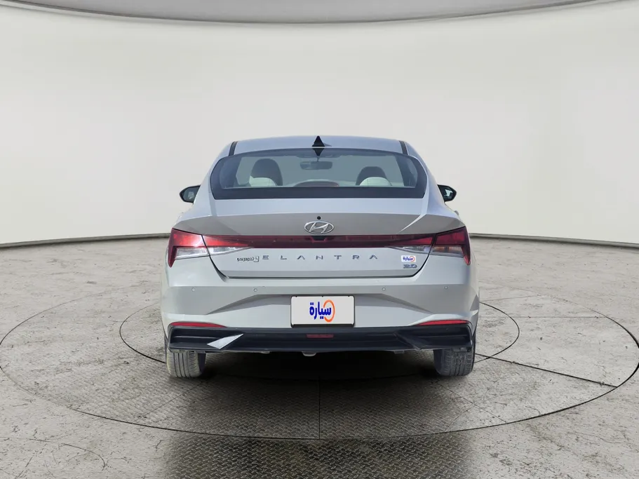 2023 هيونداي Elantra سمارت 