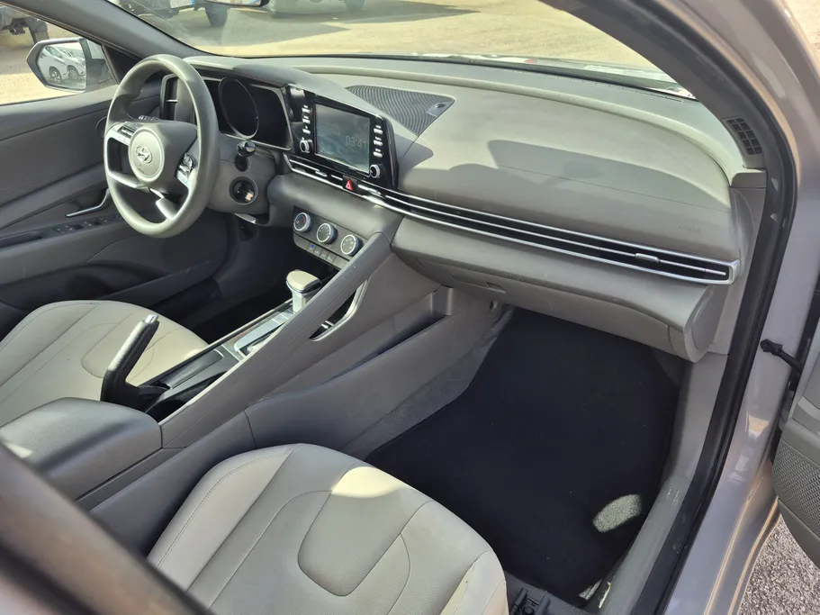 2023 هيونداي Elantra سمارت 
