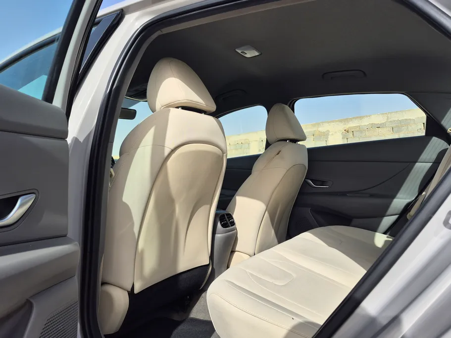 2023 هيونداي Elantra سمارت 