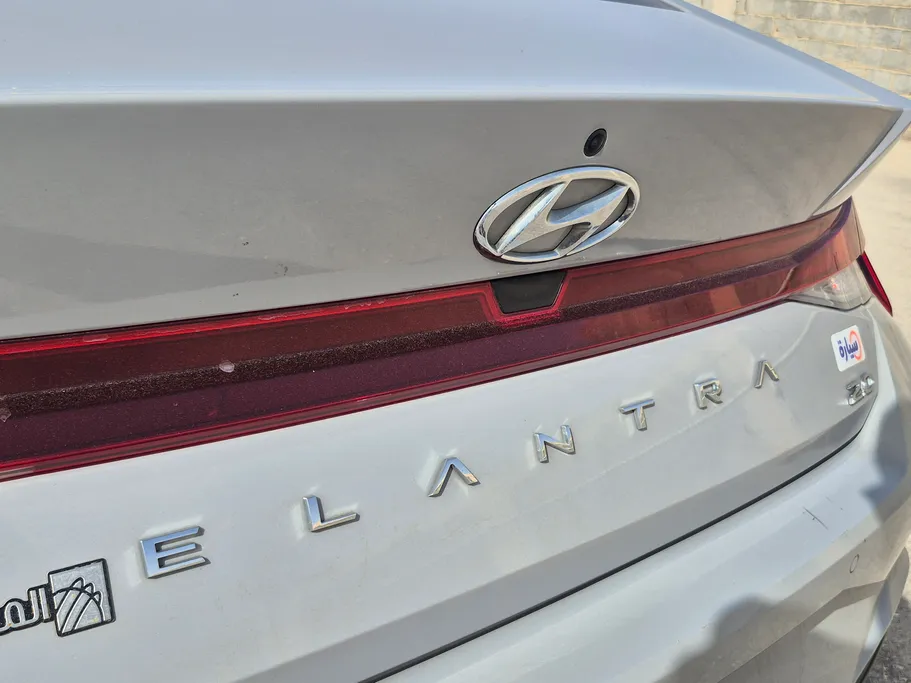 2023 هيونداي Elantra سمارت 