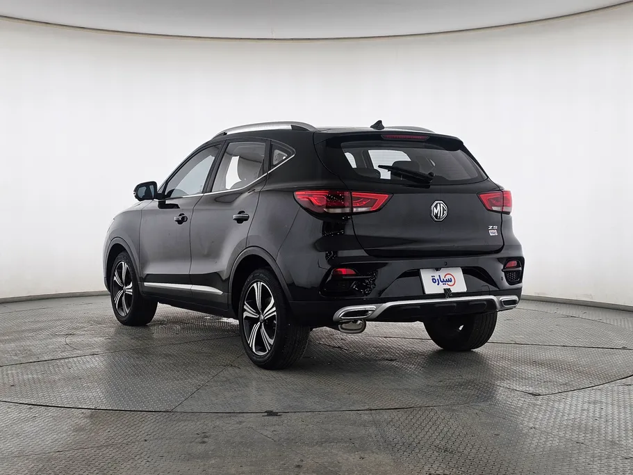 2022 MG ZS LUX 